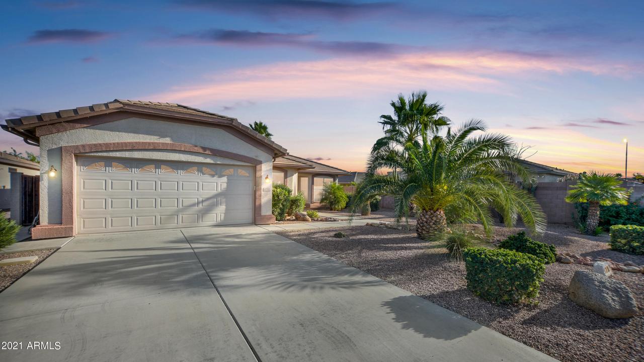 6711 S Bradshaw Way, Chandler, AZ 85249
