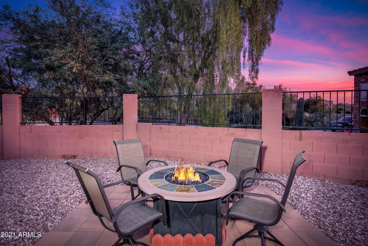 6939 S Red Hills Rd., Gold Canyon, AZ 85118