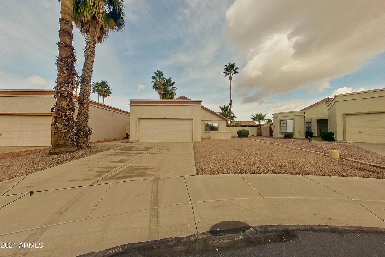 1720 E Whitten St., Chandler, AZ 85225