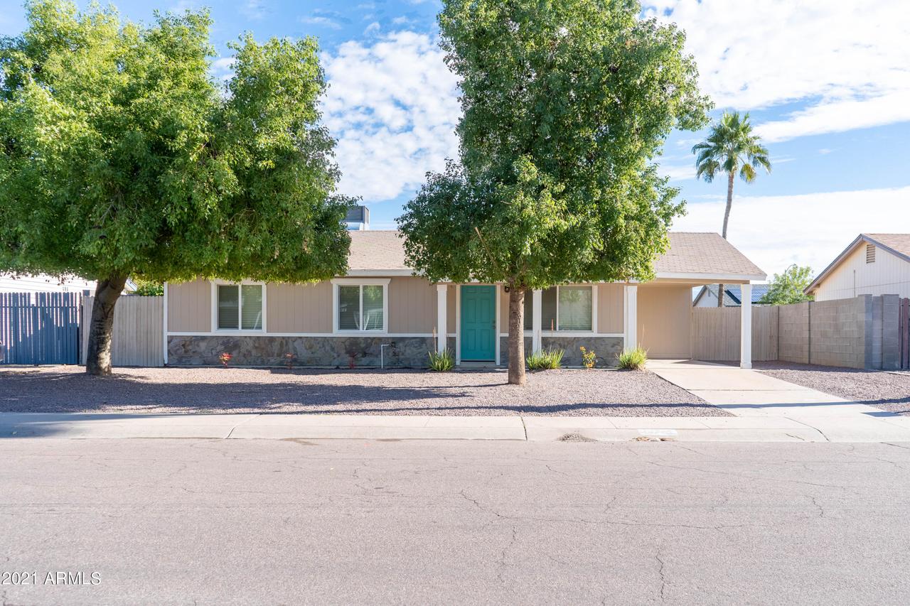 14247 N 37th Pl., Phoenix, AZ 85032