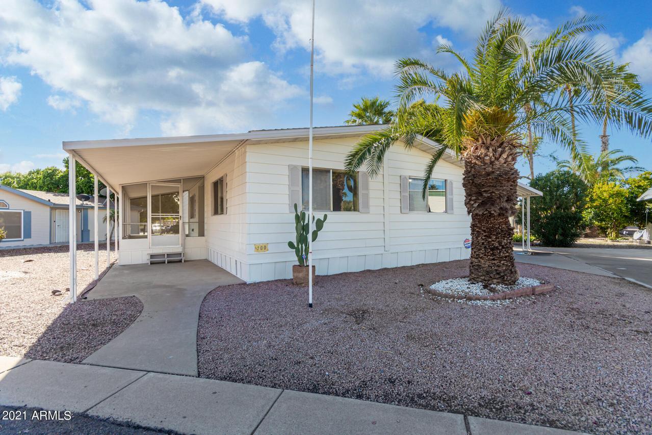 201 S Greenfield Rd. #100, Mesa, AZ 85206