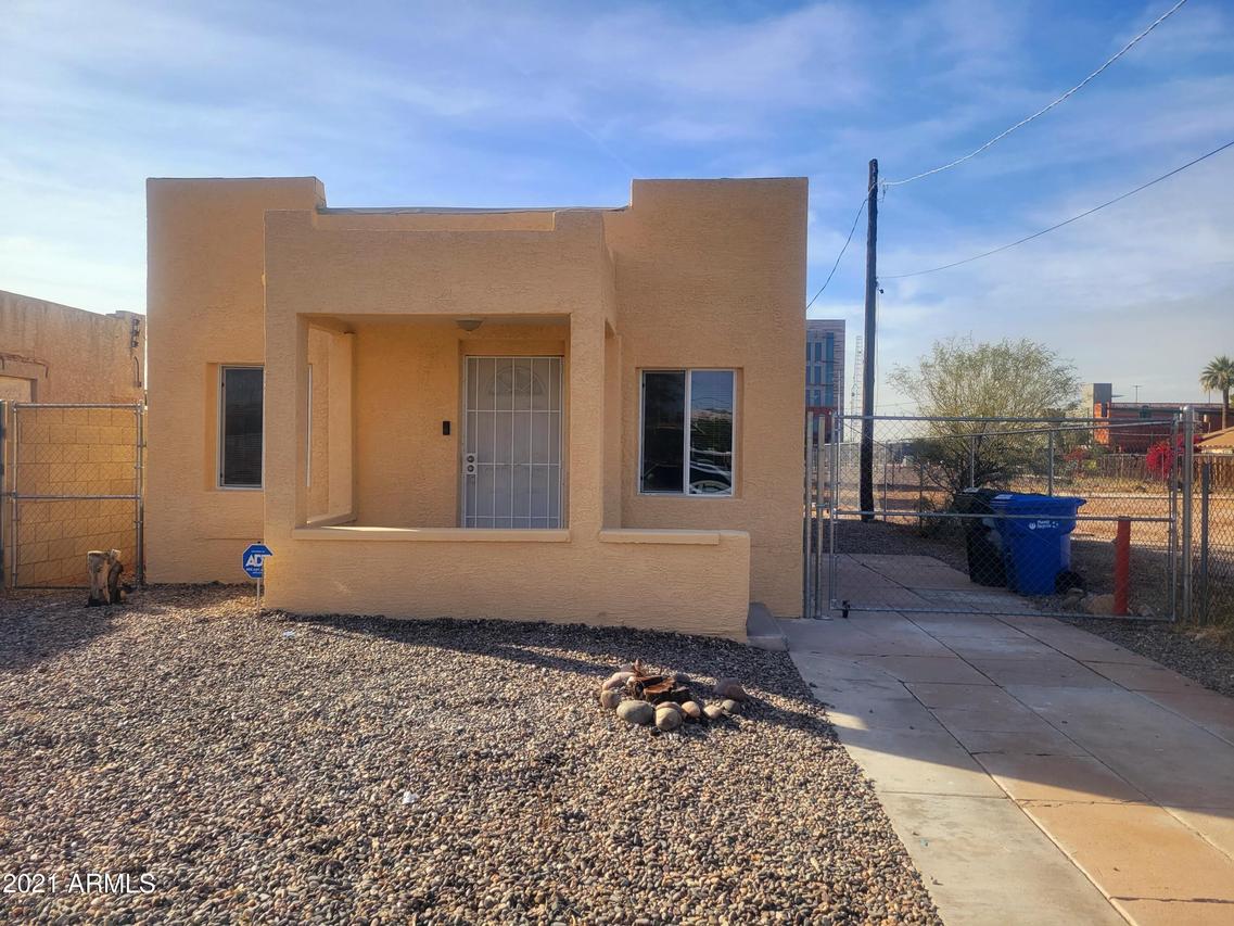 418 N 32nd Pl., Phoenix, AZ 85008