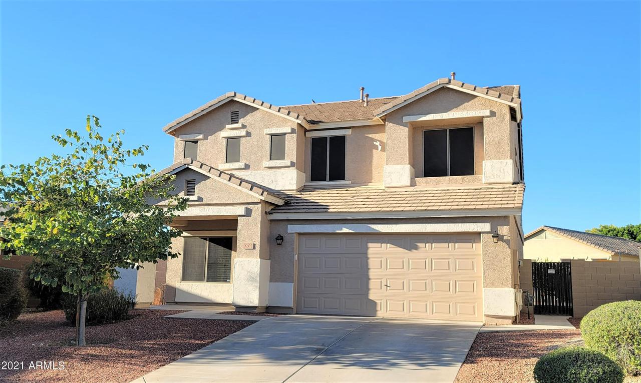 9202 N 182nd Dr., Waddell, AZ 85355