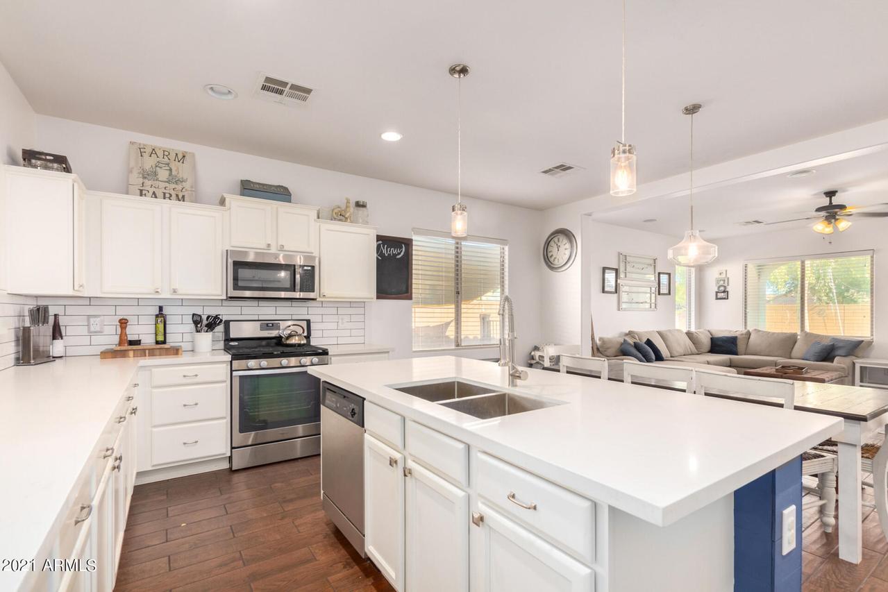 16940 W Magnolia St., Goodyear, AZ 85338
