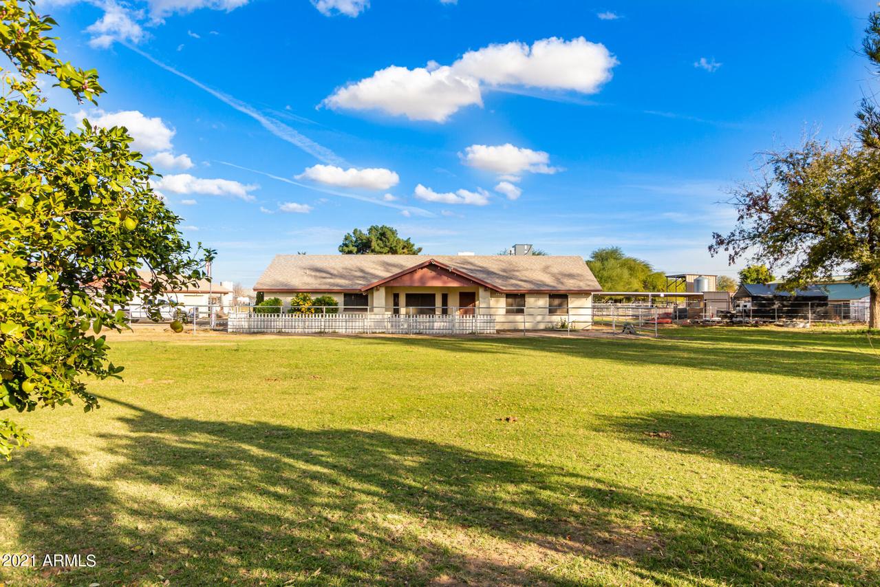 7425 N Alsup Rd., Litchfield Park, AZ 85340