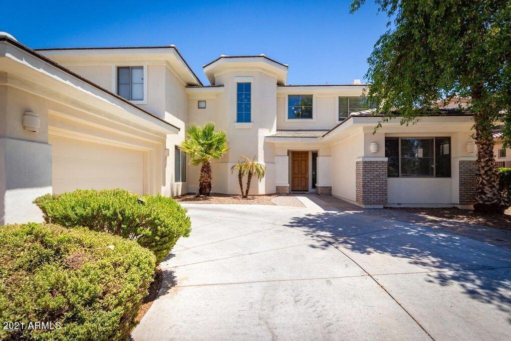 4519 S Roy Rogers Way, Gilbert, AZ 85297