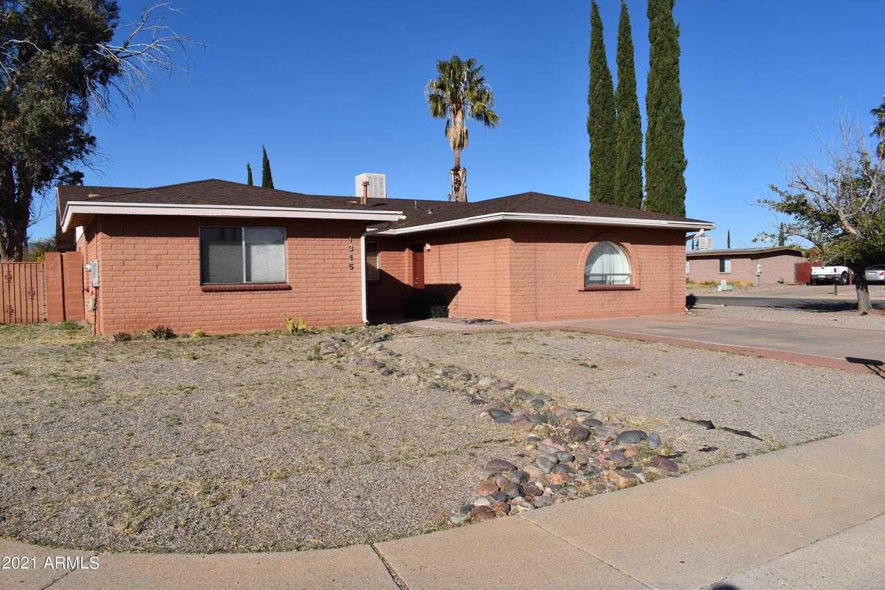 1315 Via Cabrillo, Sierra Vista, AZ 85635