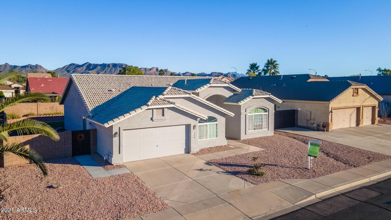 11448 E Dartmouth St., Mesa, AZ 85207
