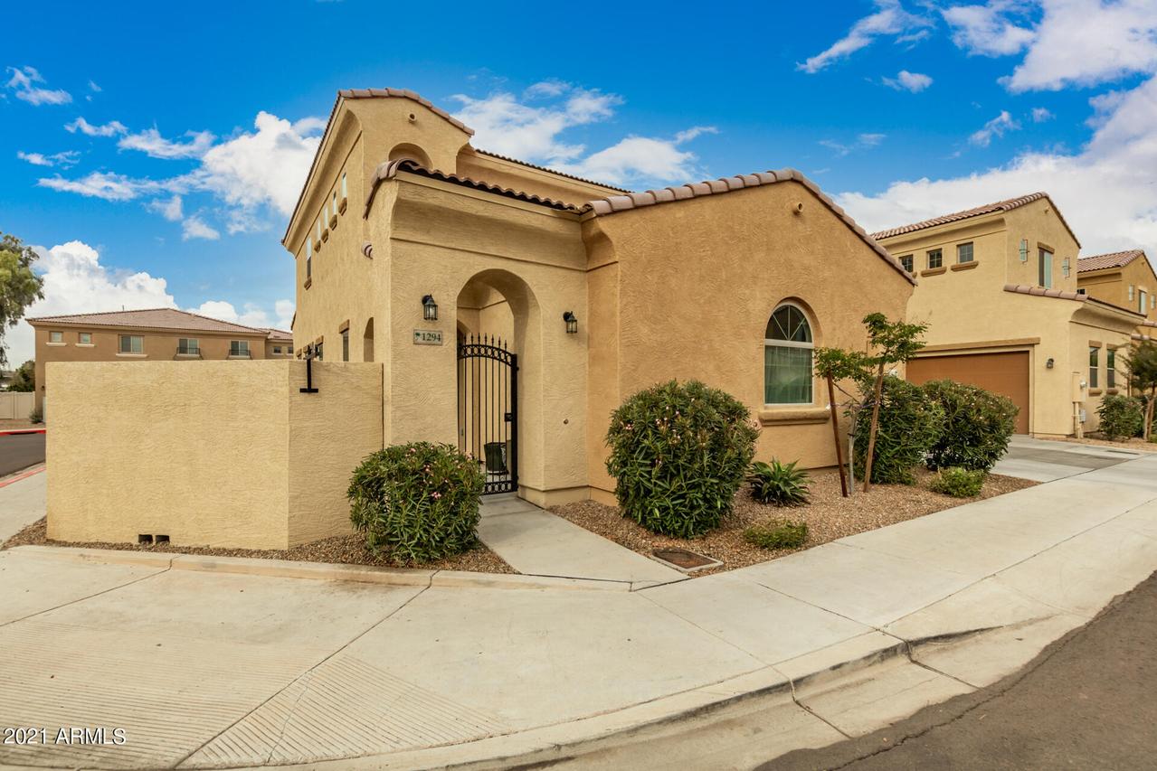 1367 S Country Club Dr. #1294, Mesa, AZ 85210