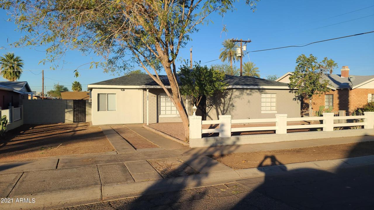 1026 N 29th Pl., Phoenix, AZ 85008