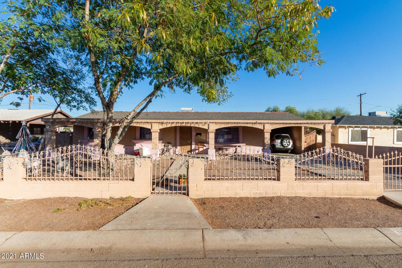 1039 N 27th Dr., Phoenix, AZ 85009