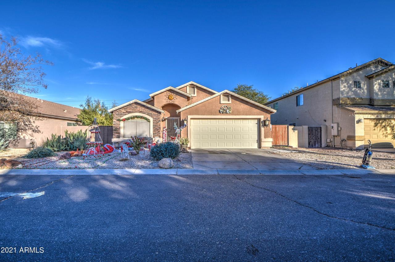 24419 N Lost Dutchman Way, Florence, AZ 85132