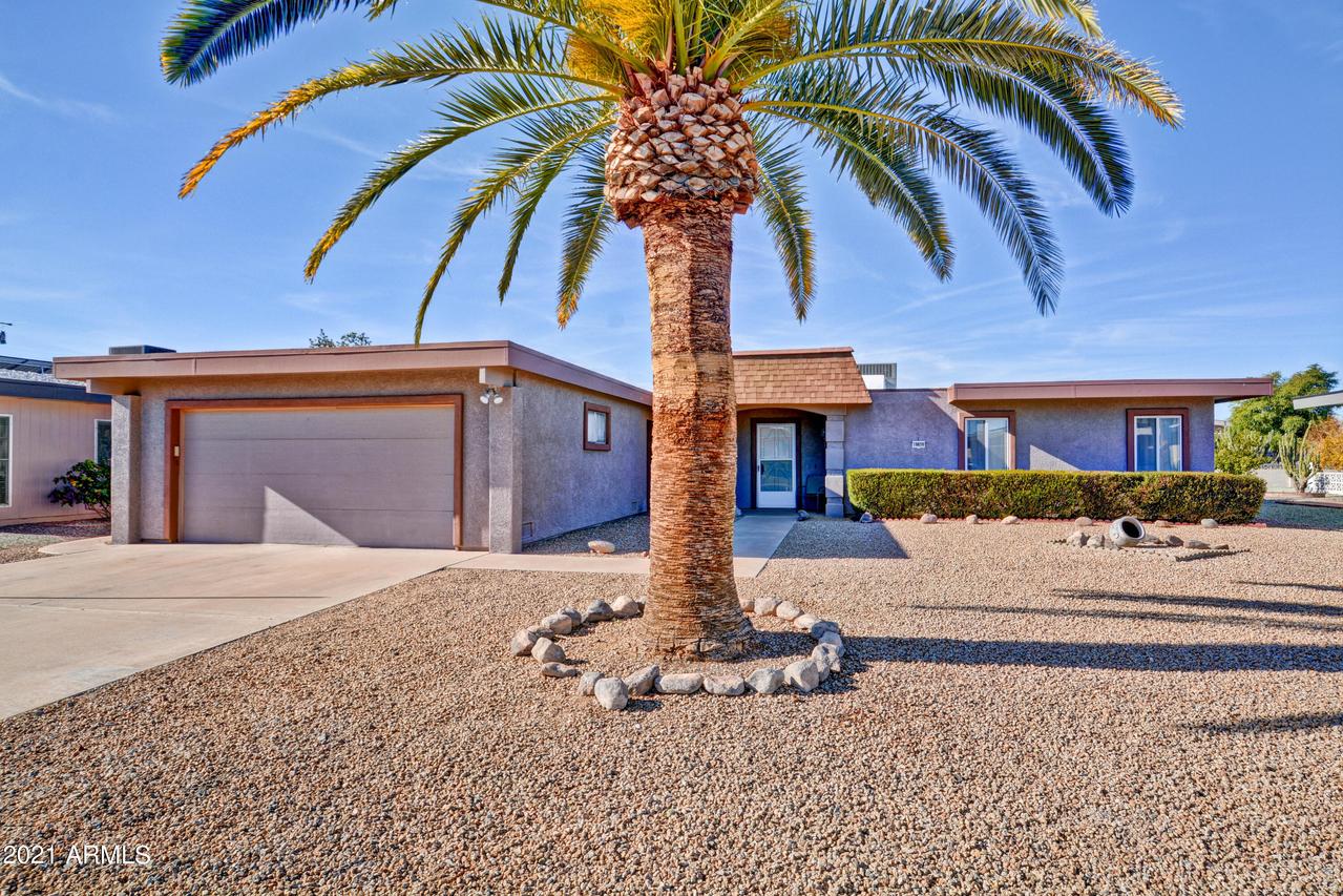 10830 W Kaibab Dr., Sun City, AZ 85373