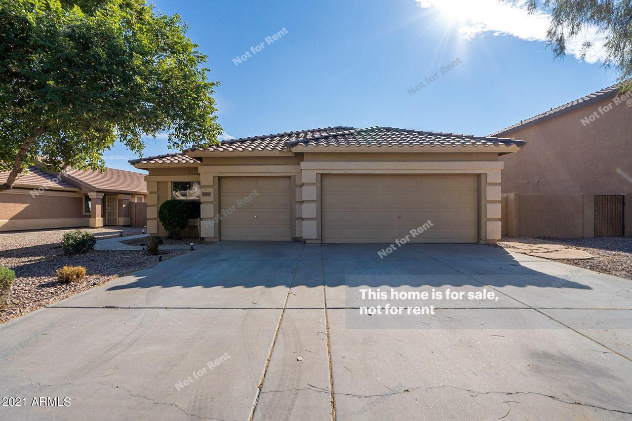 2919 E Silverbell Rd., San Tan Valley, AZ 85143