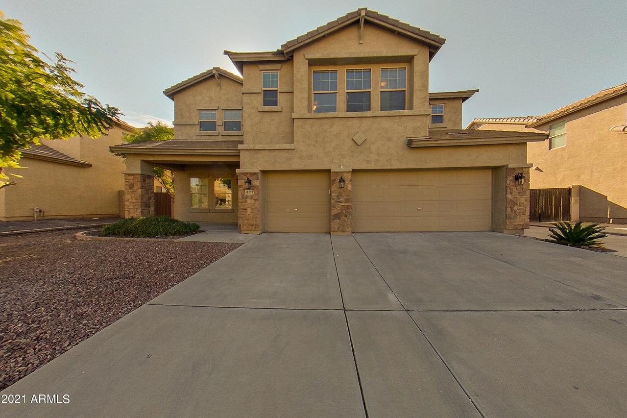 953 E Volk Ln., San Tan Valley, AZ 85140