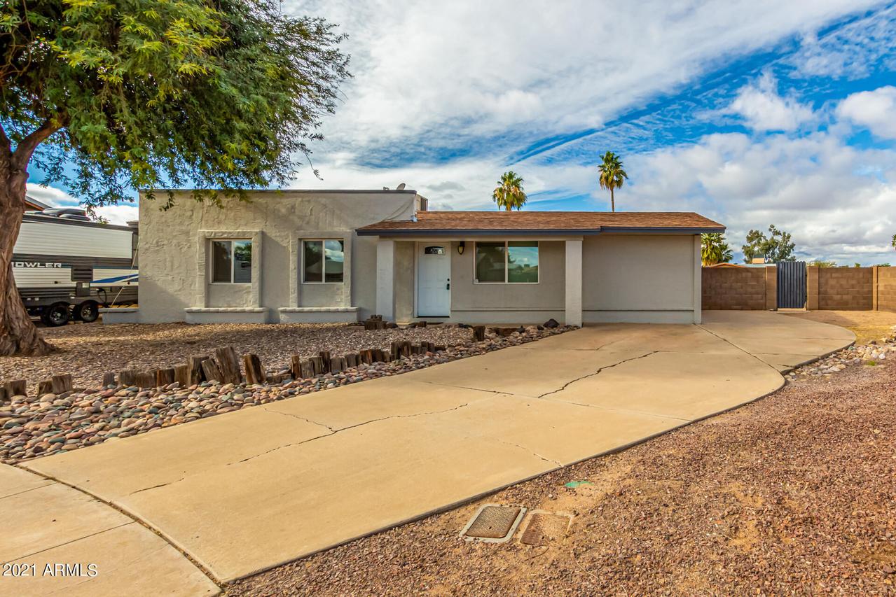 1025 N Menze St., Casa Grande, AZ 85222