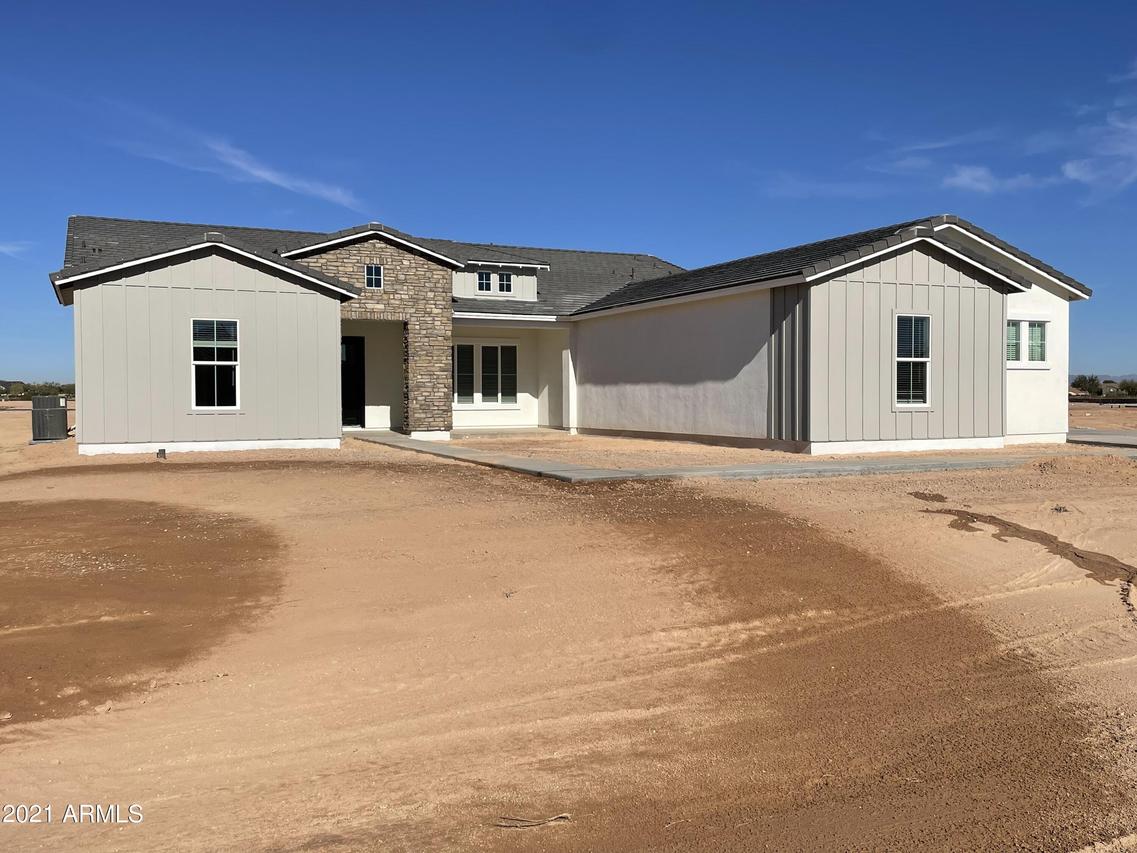 302 W Larimer St., San Tan Valley, AZ 85143
