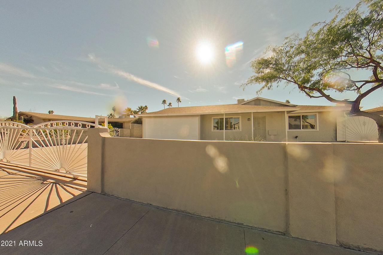 2131 W Edgewood Ave., Mesa, AZ 85202