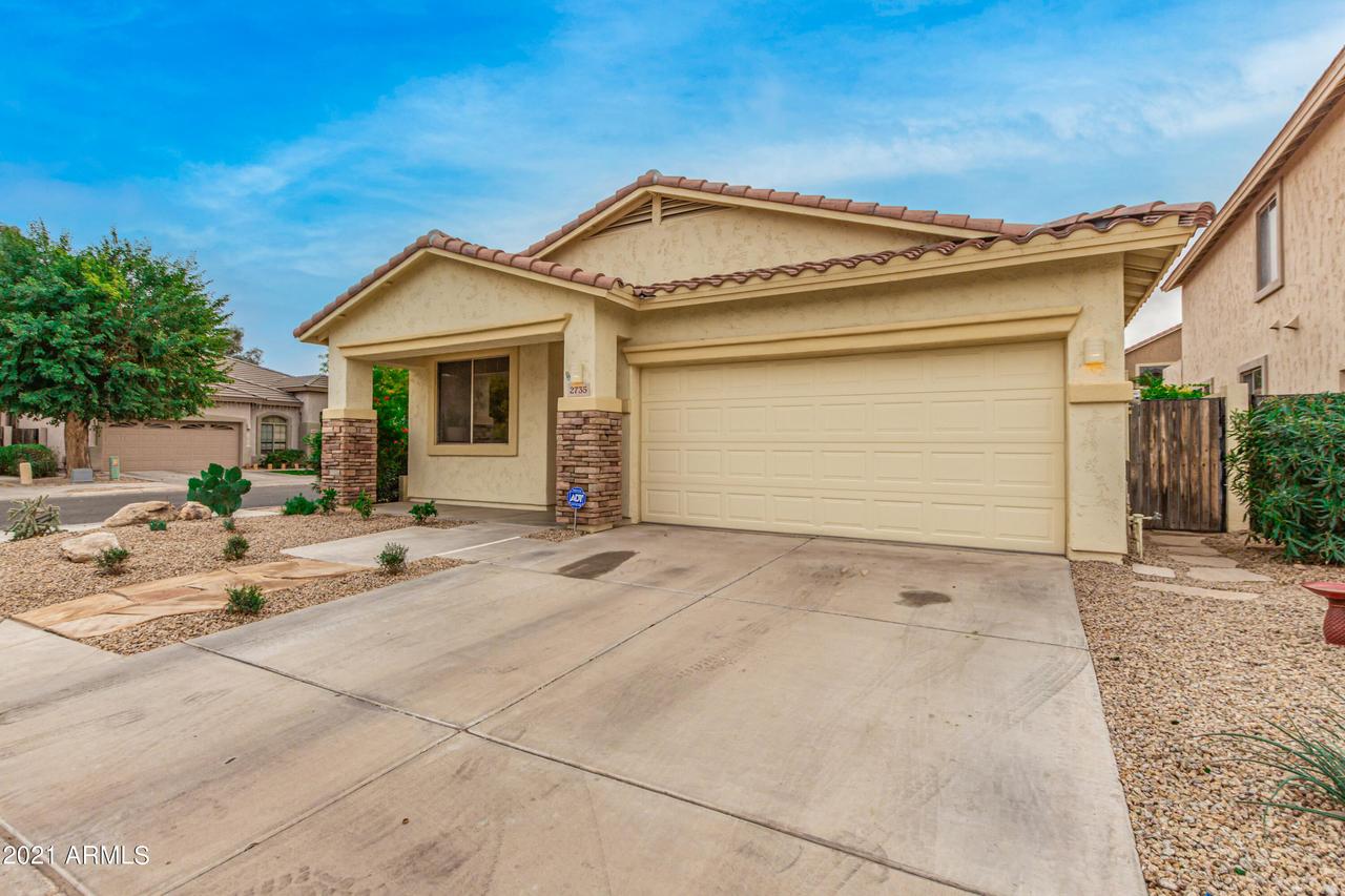 2735 E Carson Rd., Phoenix, AZ 85042