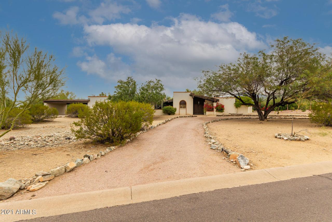 10330 E Charter Oak Rd., Scottsdale, AZ 85260