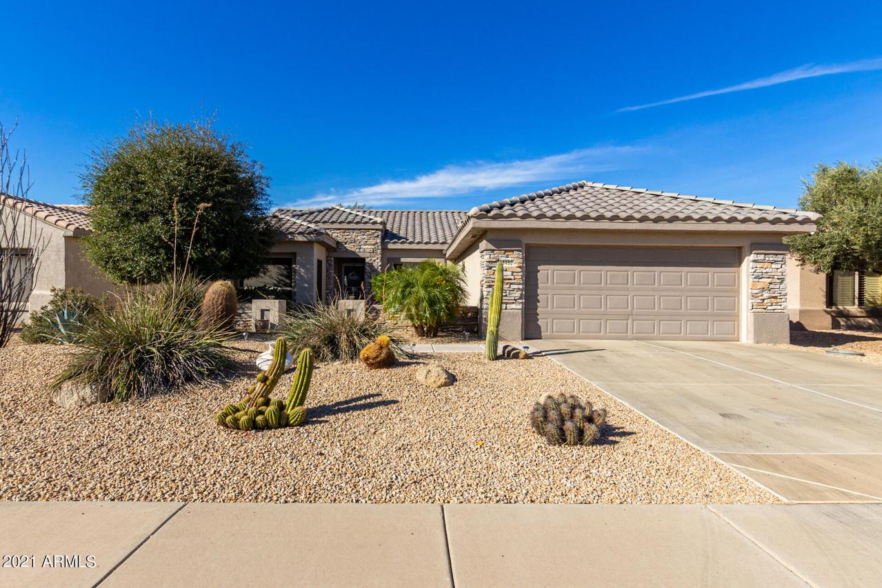19460 N Hidden Canyon Dr., Surprise, AZ 85374