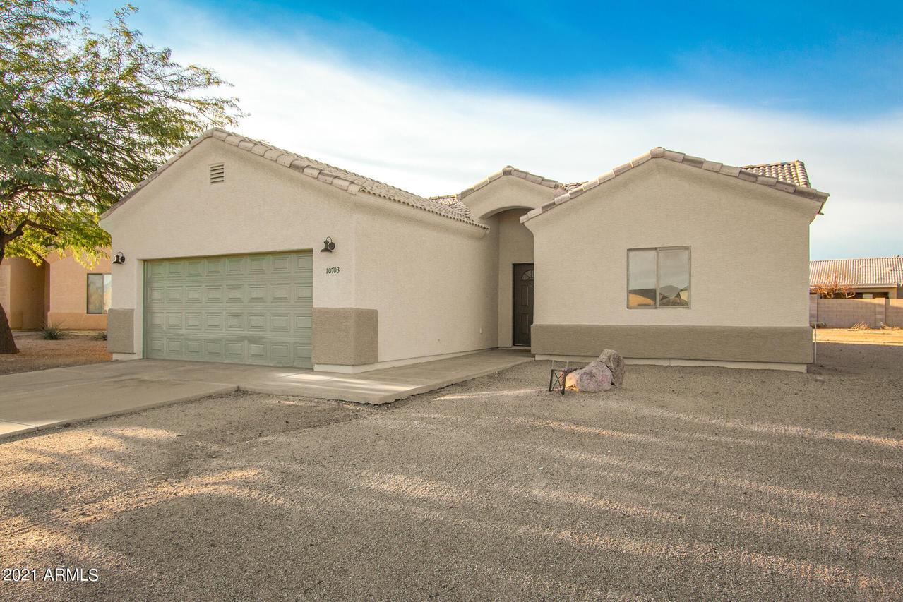 10703 W Arivaca Dr. ##10, Arizona City, AZ 85123