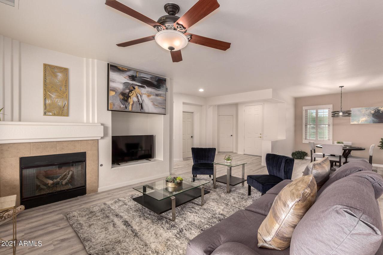 17100 W Calistoga Dr., Surprise, AZ 85387