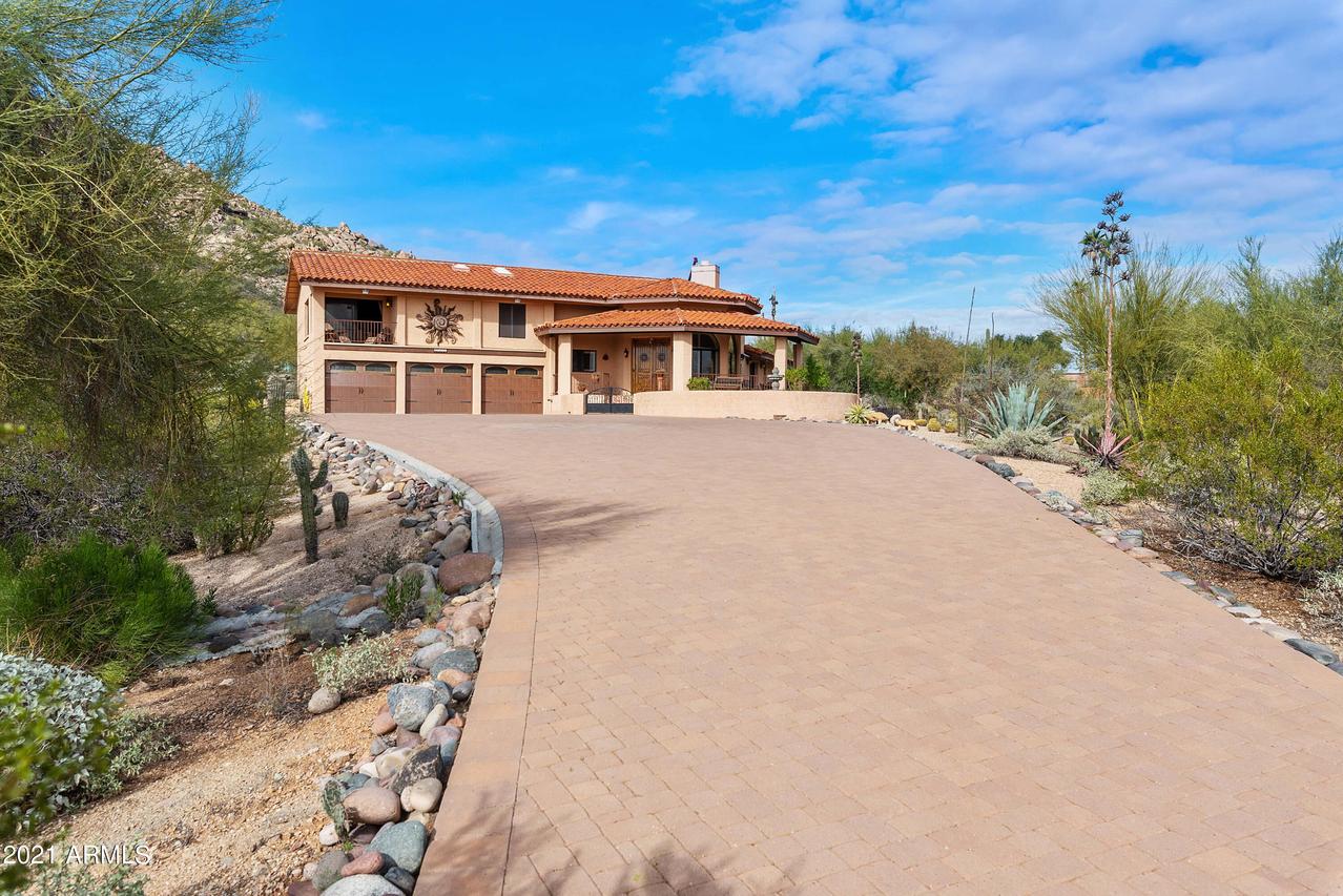 35622 N Tom Darlington Dr., Carefree, AZ 85377