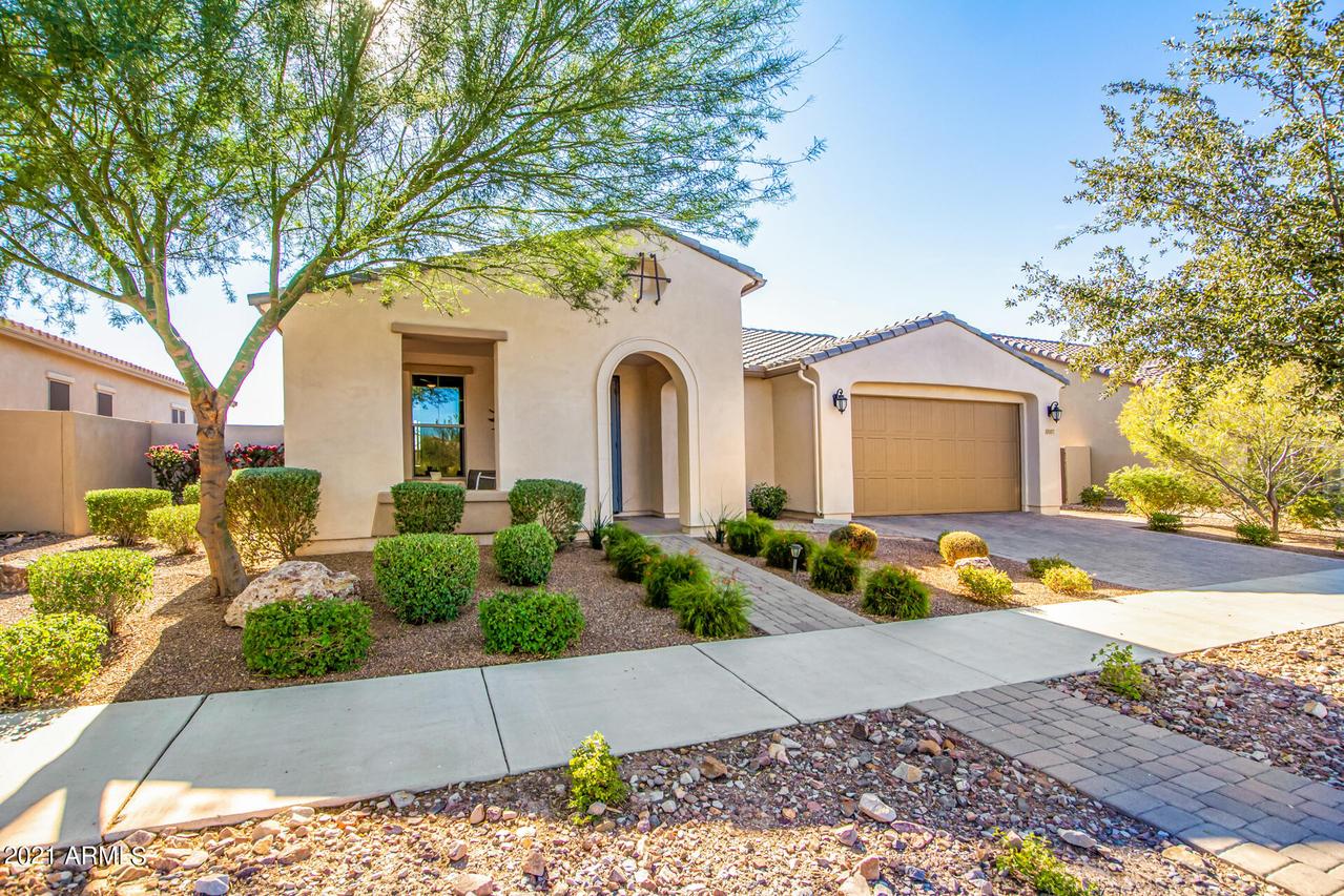 10107 E Tupelo Ave., Mesa, AZ 85212