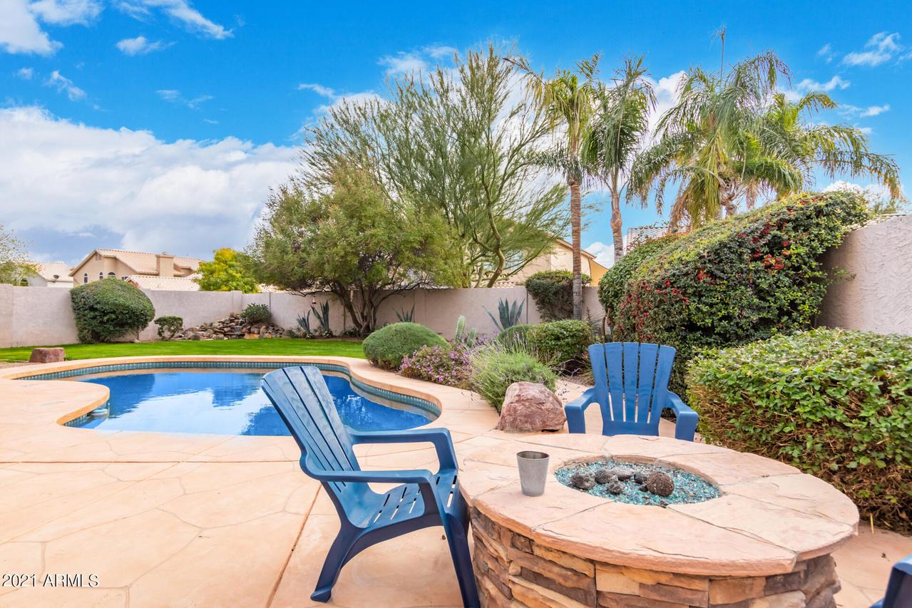 737 W Grandview Rd., Phoenix, AZ 85023