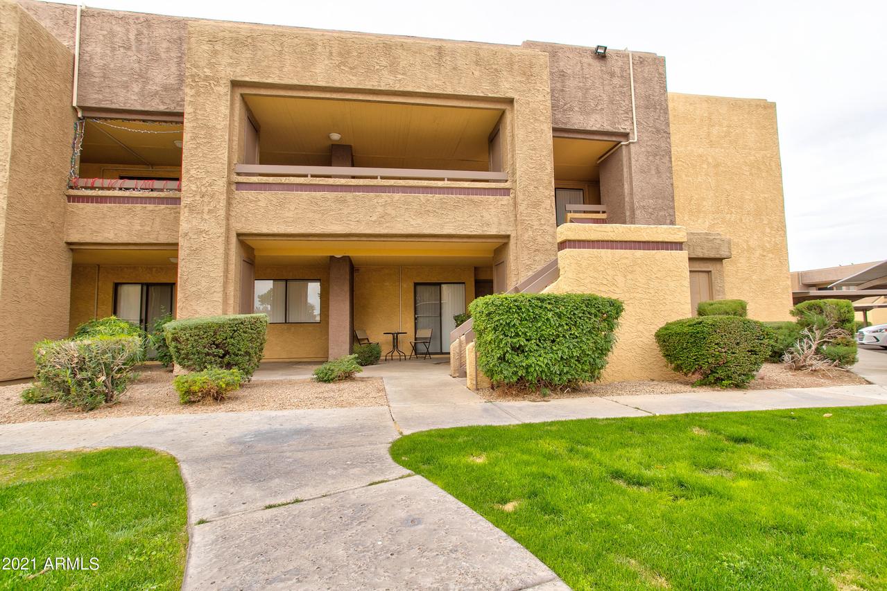 3601 W Tierra Buena Ln. #247, Phoenix, AZ 85053