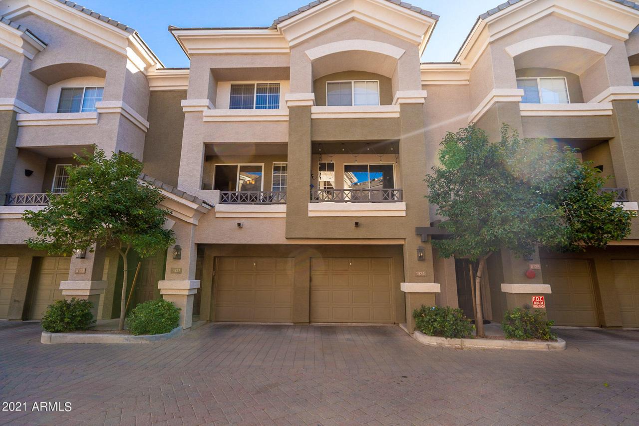 4455 E Paradise Village Pkwy. #1023, Phoenix, AZ 85032