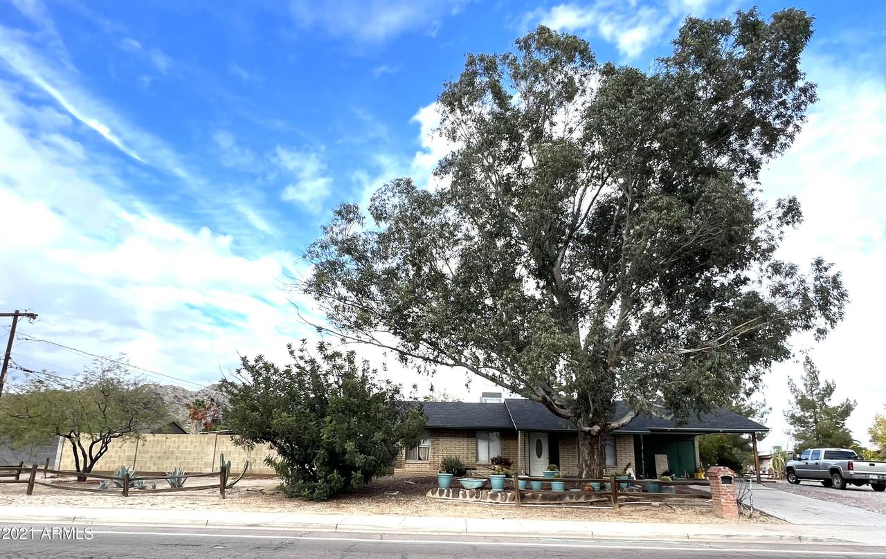 2750 E Sweetwater Ave., Phoenix, AZ 85032