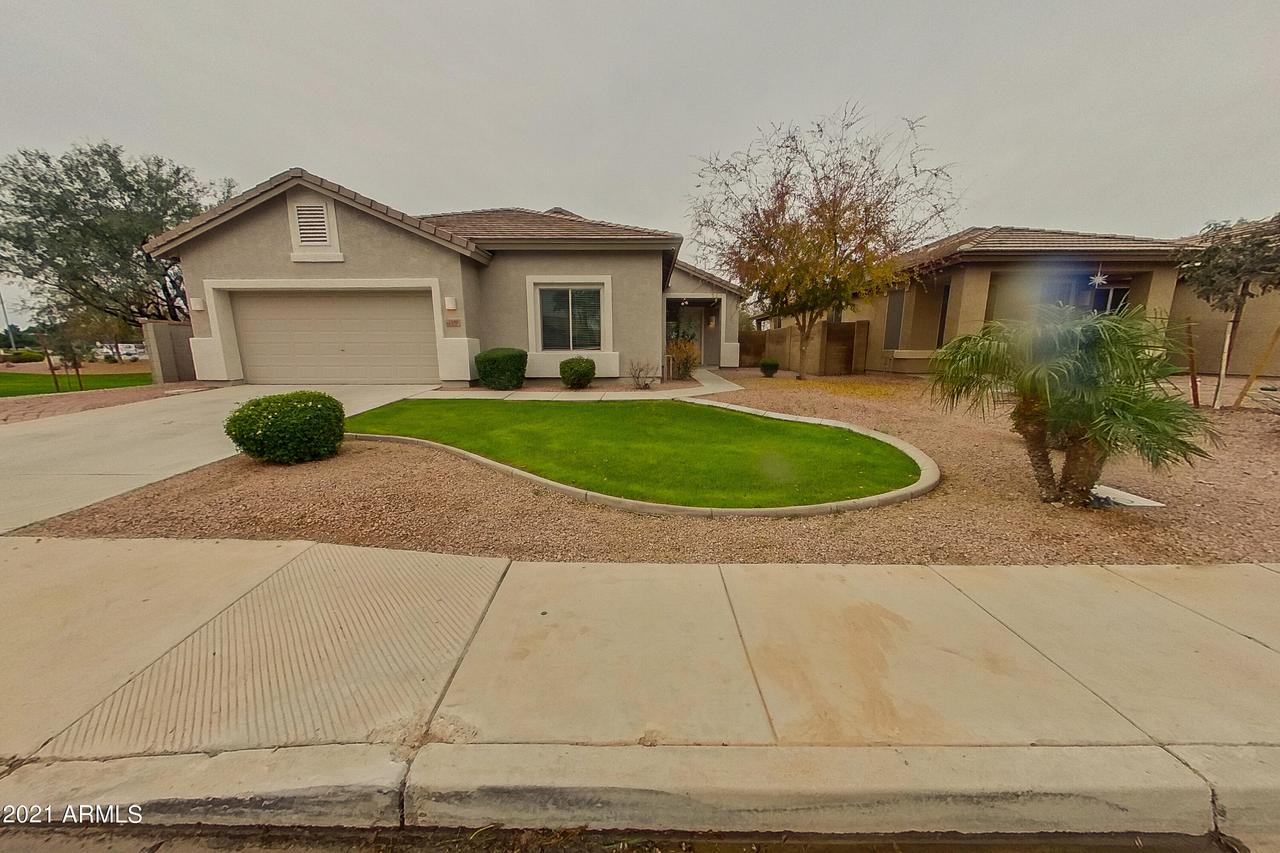 2300 S Dragoon Dr., Chandler, AZ 85286