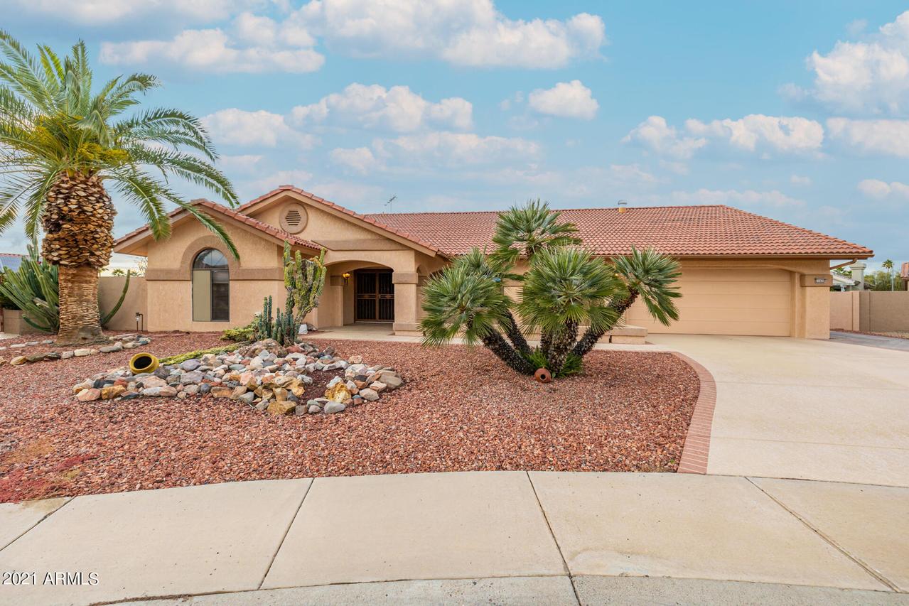 21620 N 135th Way, Sun City West, AZ 85375