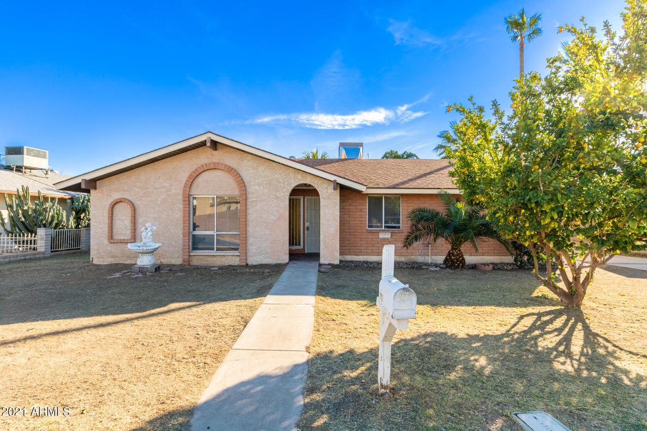 3709 W Yucca St., Phoenix, AZ 85029