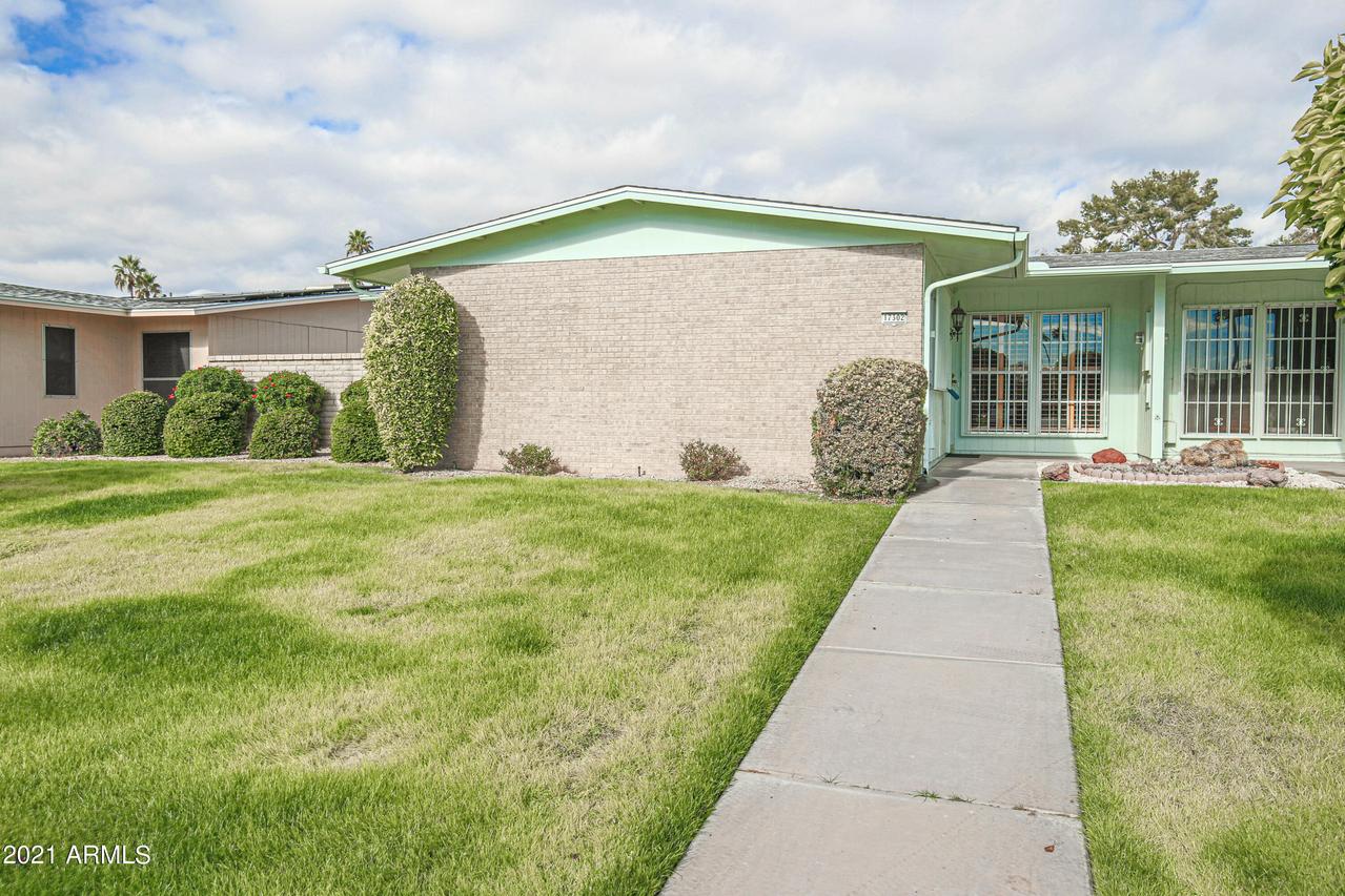 17302 N Del Webb Blvd., Sun City, AZ 85373