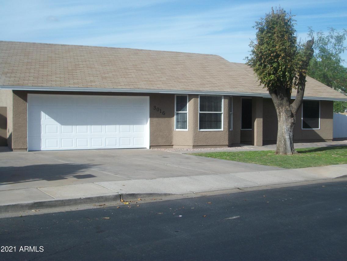 3016 E Garnet Ave., Mesa, AZ 85204