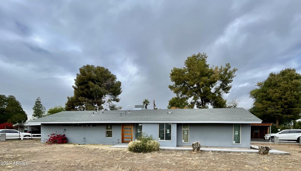 1102 W Bethany Home Rd., Phoenix, AZ 85013