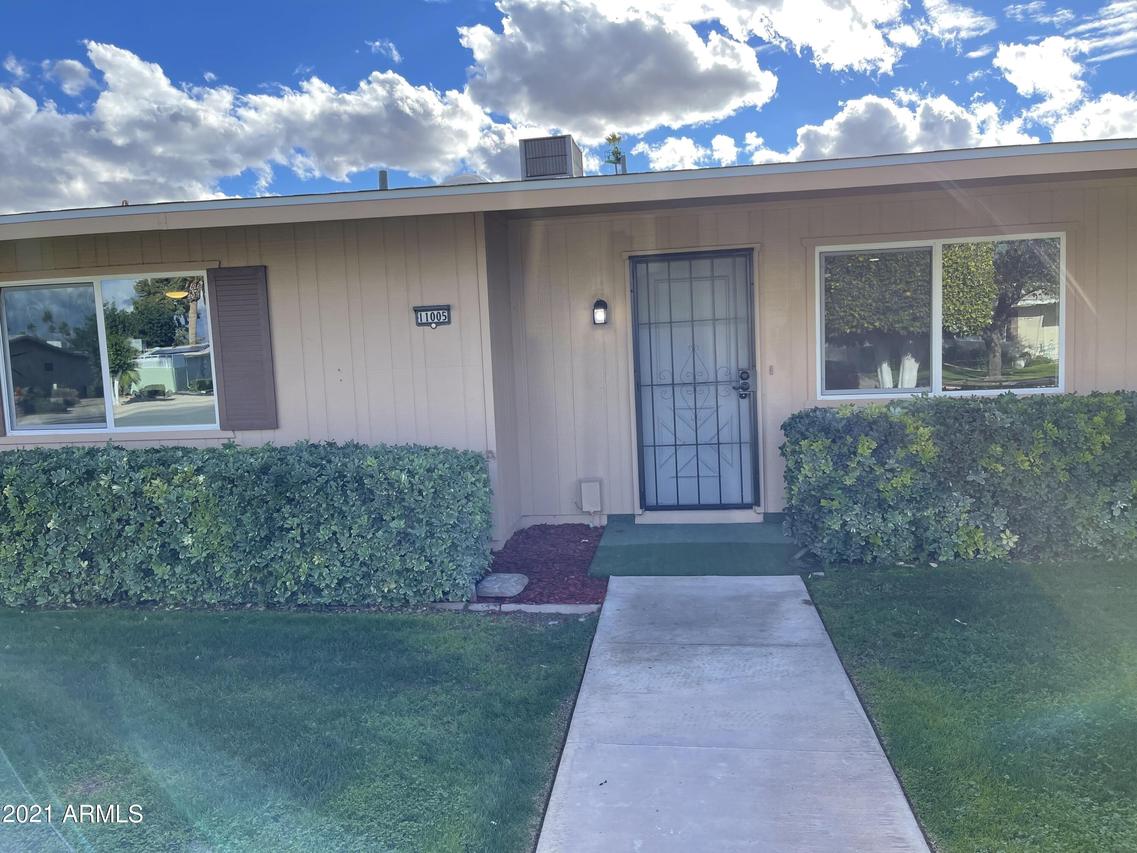 11005 W Santa Fe Dr., Sun City, AZ 85351