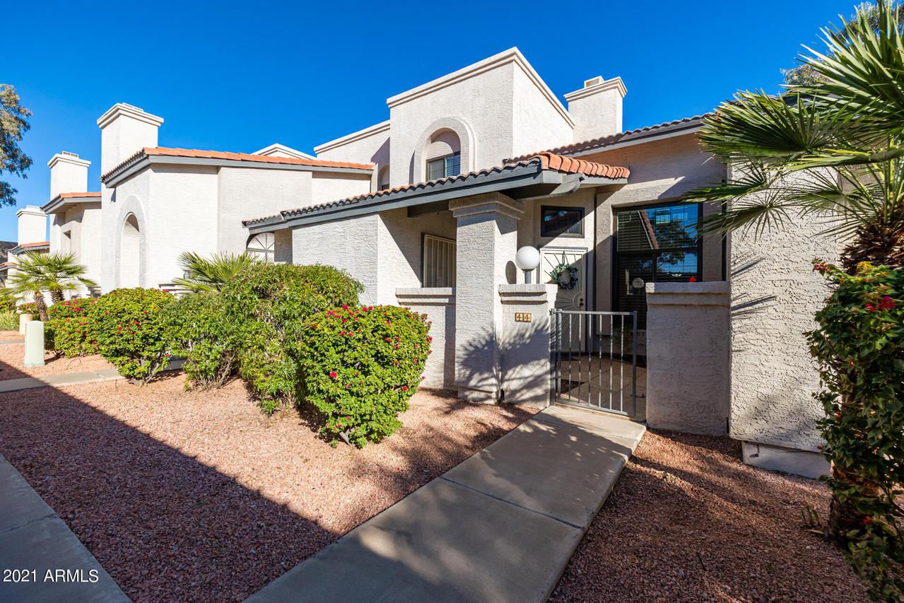 1718 S Longmore St. #44, Mesa, AZ 85202