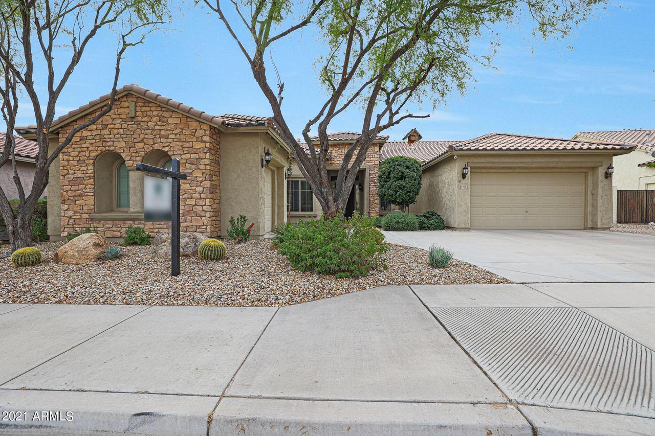 18015 W Royal Palm Rd., Waddell, AZ 85355