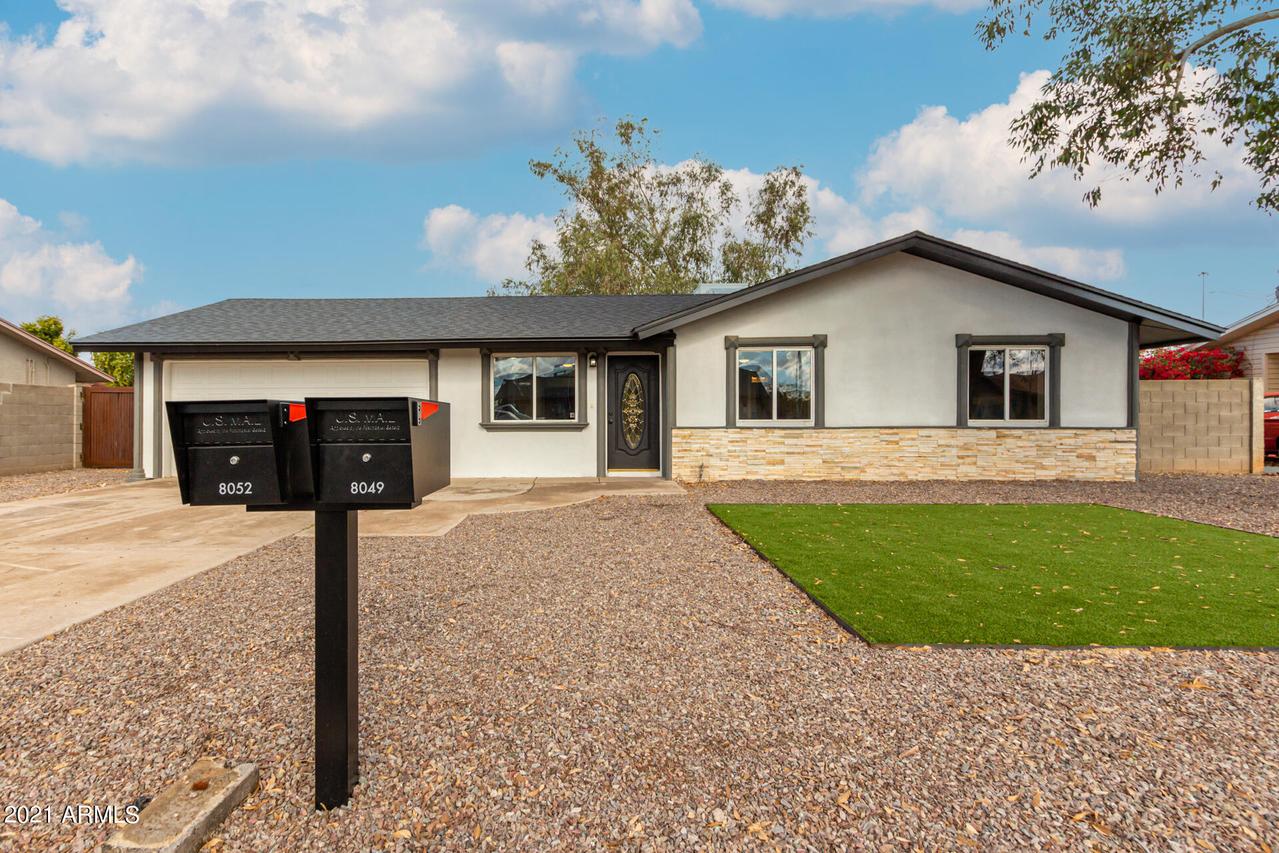 8052 E Inverness Ave., Mesa, AZ 85209