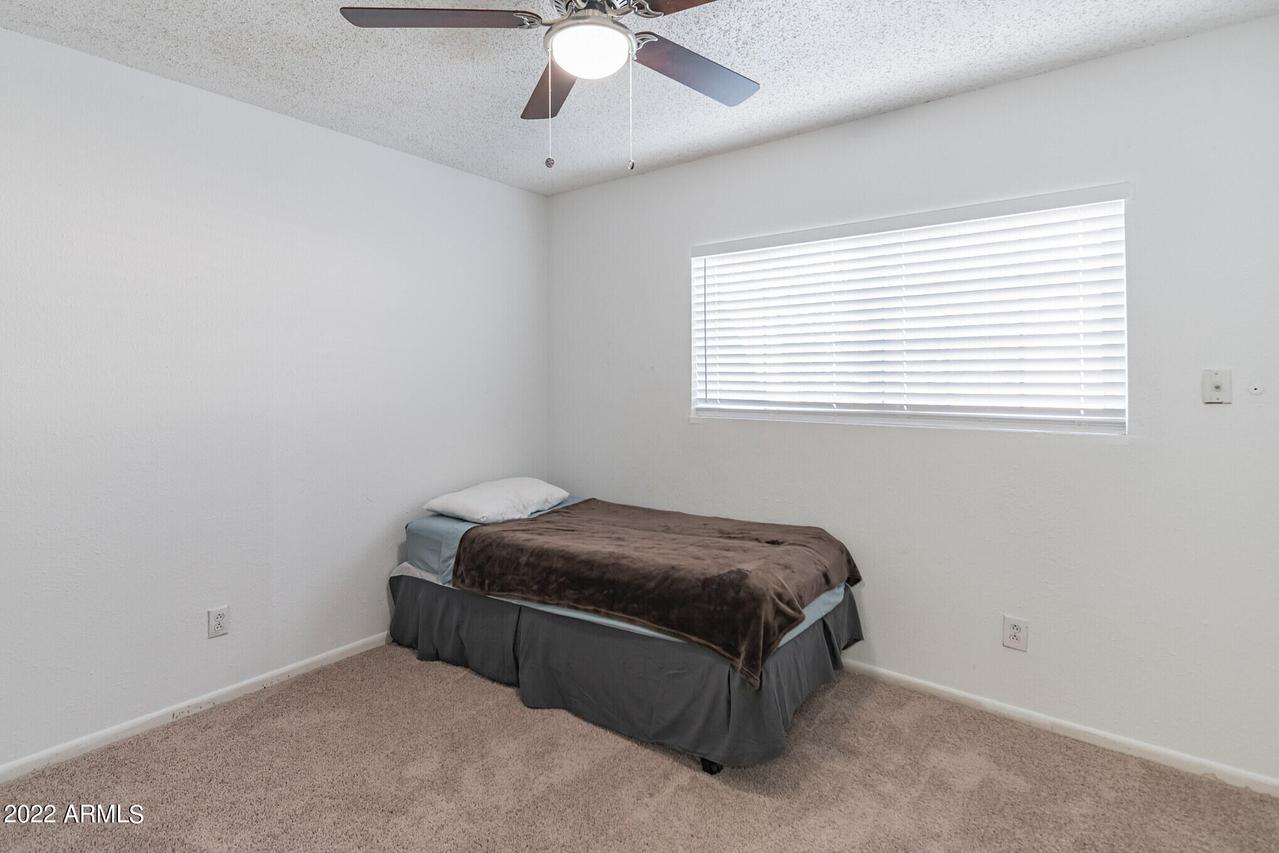 2607 N 60th Ln., Phoenix, AZ 85035