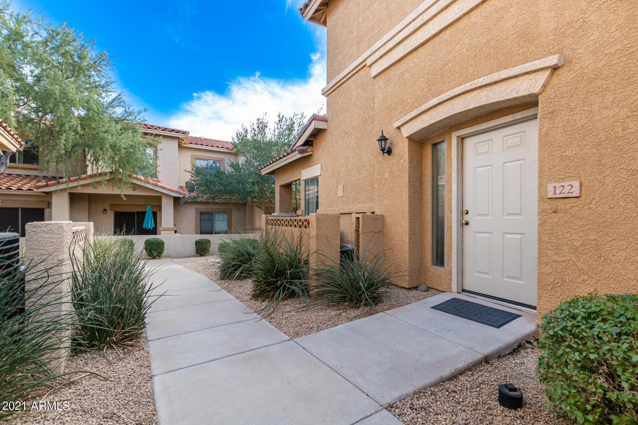525 N Miller Rd. #122, Scottsdale, AZ 85257