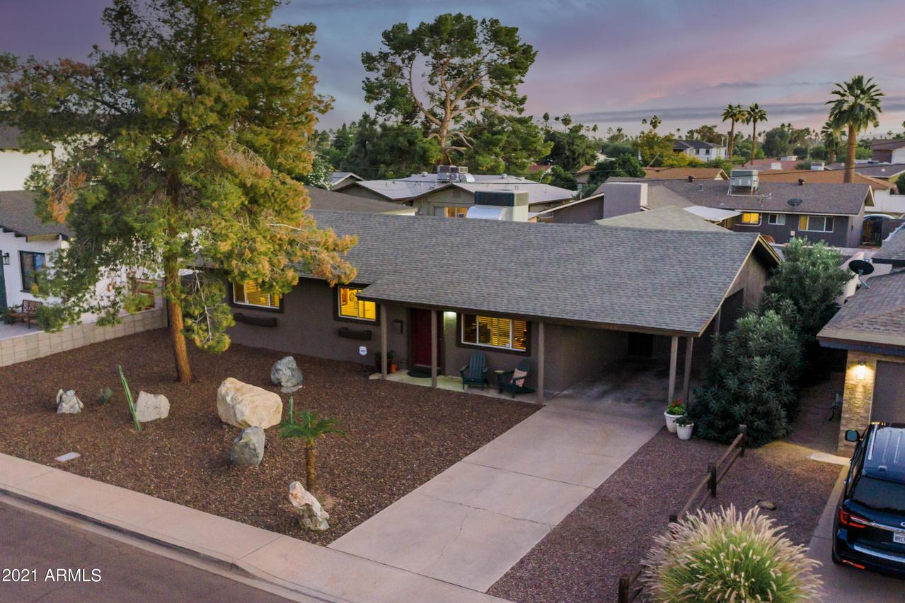 6545 E 1st St., Scottsdale, AZ 85251