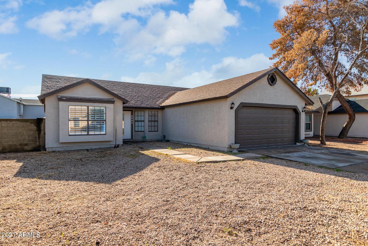 8805 W Cambridge Ave., Phoenix, AZ 85037