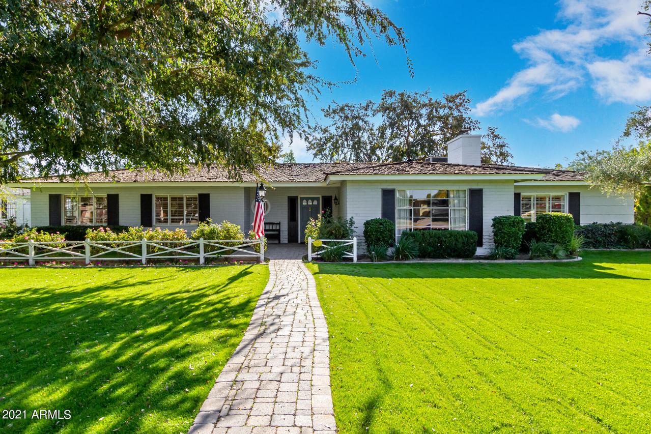 323 W Orangewood Ave., Phoenix, AZ 85021