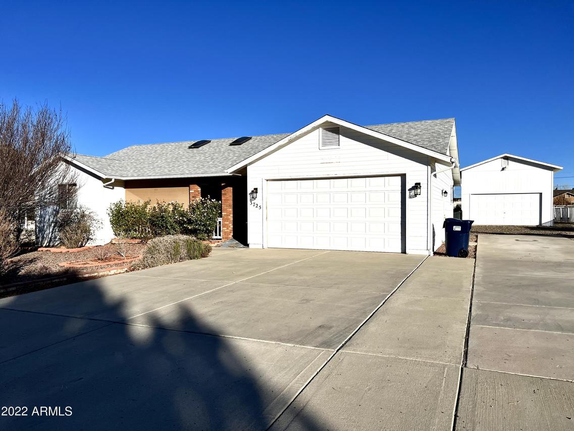 3725 N Mountain View Dr., Prescott Valley, AZ 86314