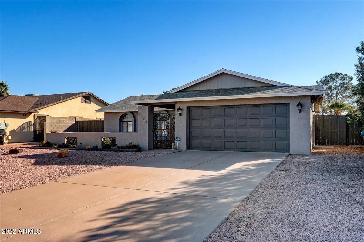 2023 E Pueblo Ave., Mesa, AZ 85204